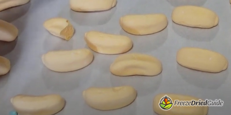 freeze dried banana marshmallows on tray